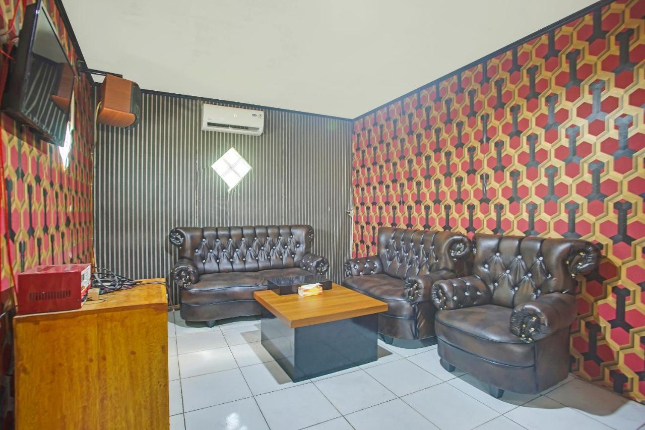 Oyo 2246 Anjung Bang Oking Hotel & Resort Pasarpulaupisang Экстерьер фото